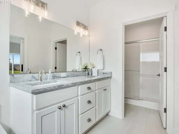 $674,900 | 35636 Bella Rdg Loop, Astoria, OR 97103