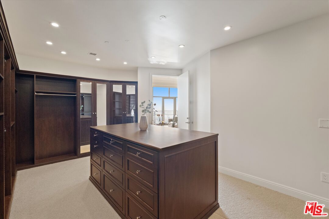 10776 Wilshire Boulevard, Unit 1904 Los Angeles, CA 90024 - Photo 13 of 26