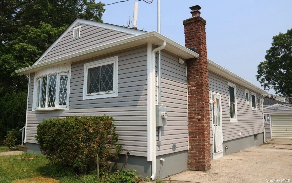729 Nicolls Road Deer Park, NY 11729 - Photo 1 of 1