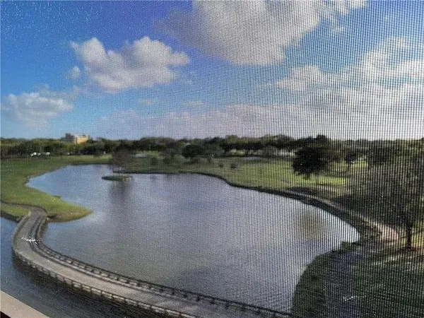 $2,000 | 3001 West Rolling Hills Circle, Unit 608, Davie, FL 33328