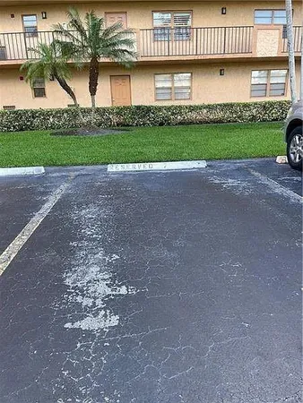$2,000 | 3001 West Rolling Hills Circle, Unit 608, Davie, FL 33328