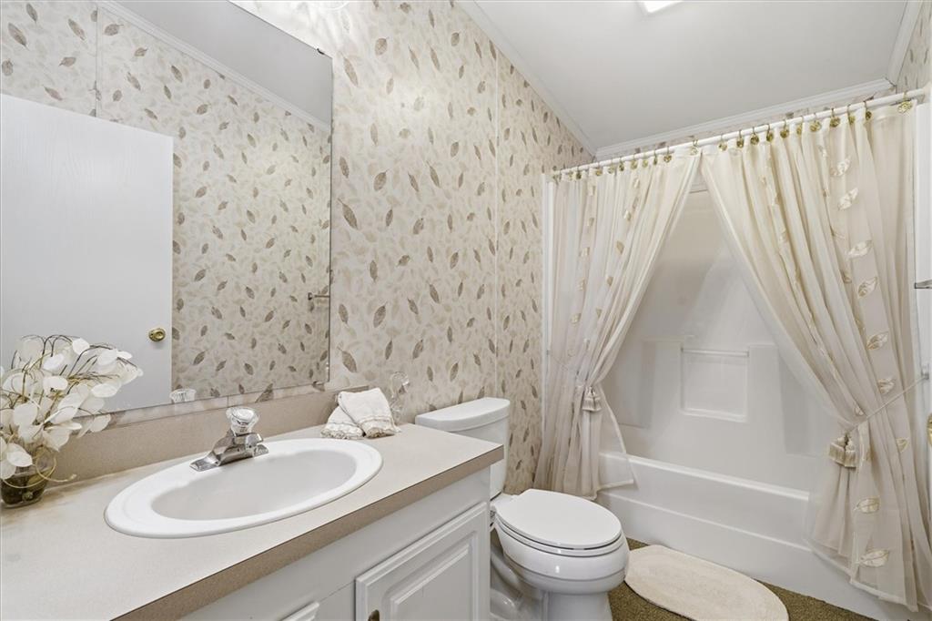 2001 Pond Lane Elizabeth, PA 15037 - Photo 29 of 38 a bathroom with a sink toilet and shower