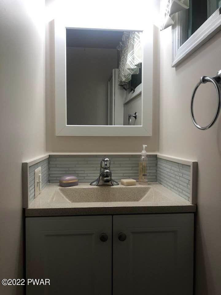 102 Tower Road Dingmans Ferry, PA 18328 - Photo 13 of 22