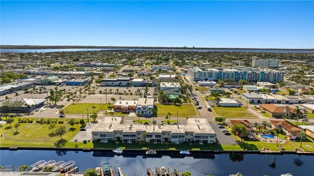 $179,000 | 909 Southeast 46th Lane, Unit 104, Cape Coral, FL 33904