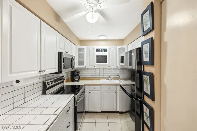 $179,000 | 909 Southeast 46th Lane, Unit 104, Cape Coral, FL 33904