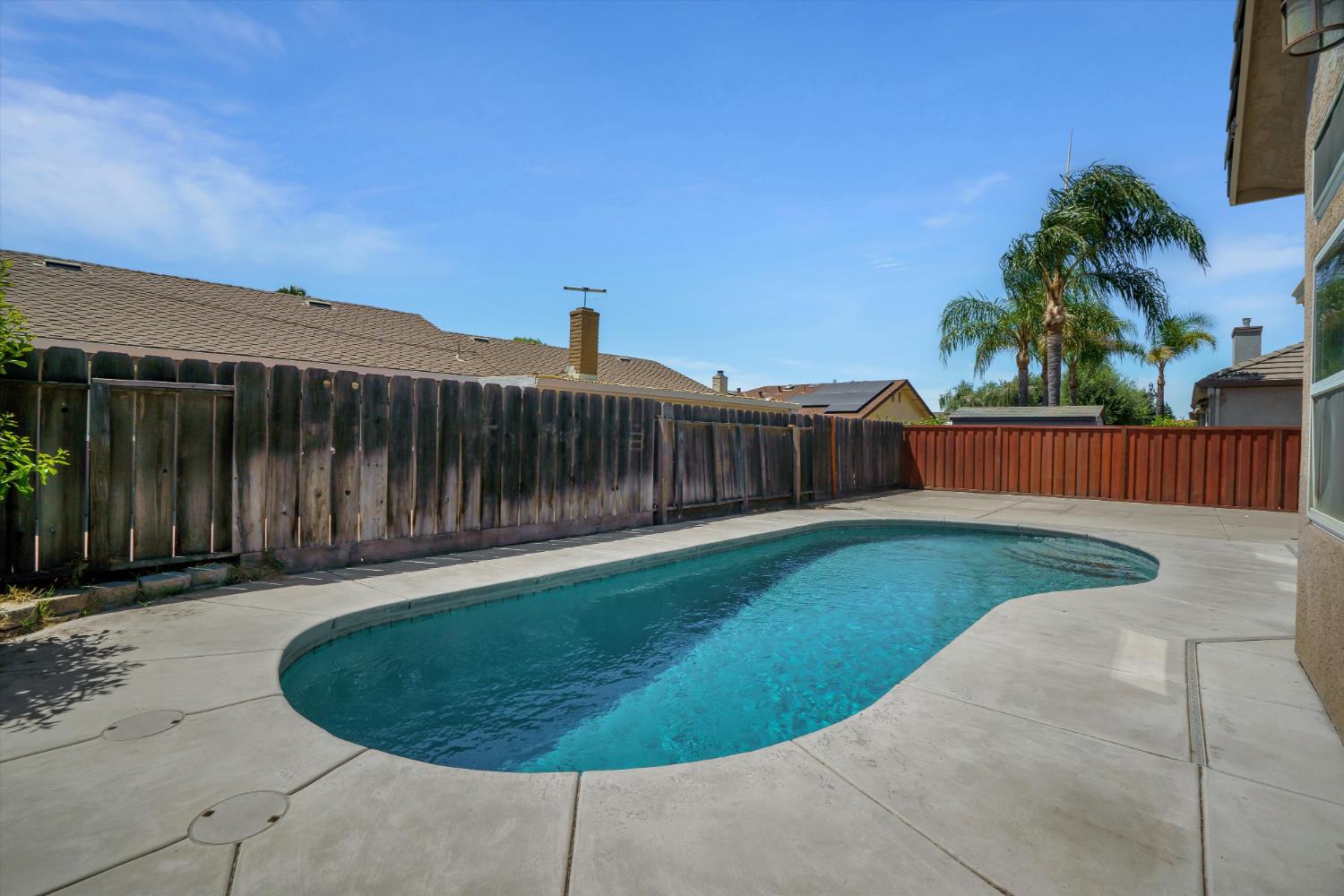 565 Springcreek Place Manteca, CA 95337 - Photo 28 of 35