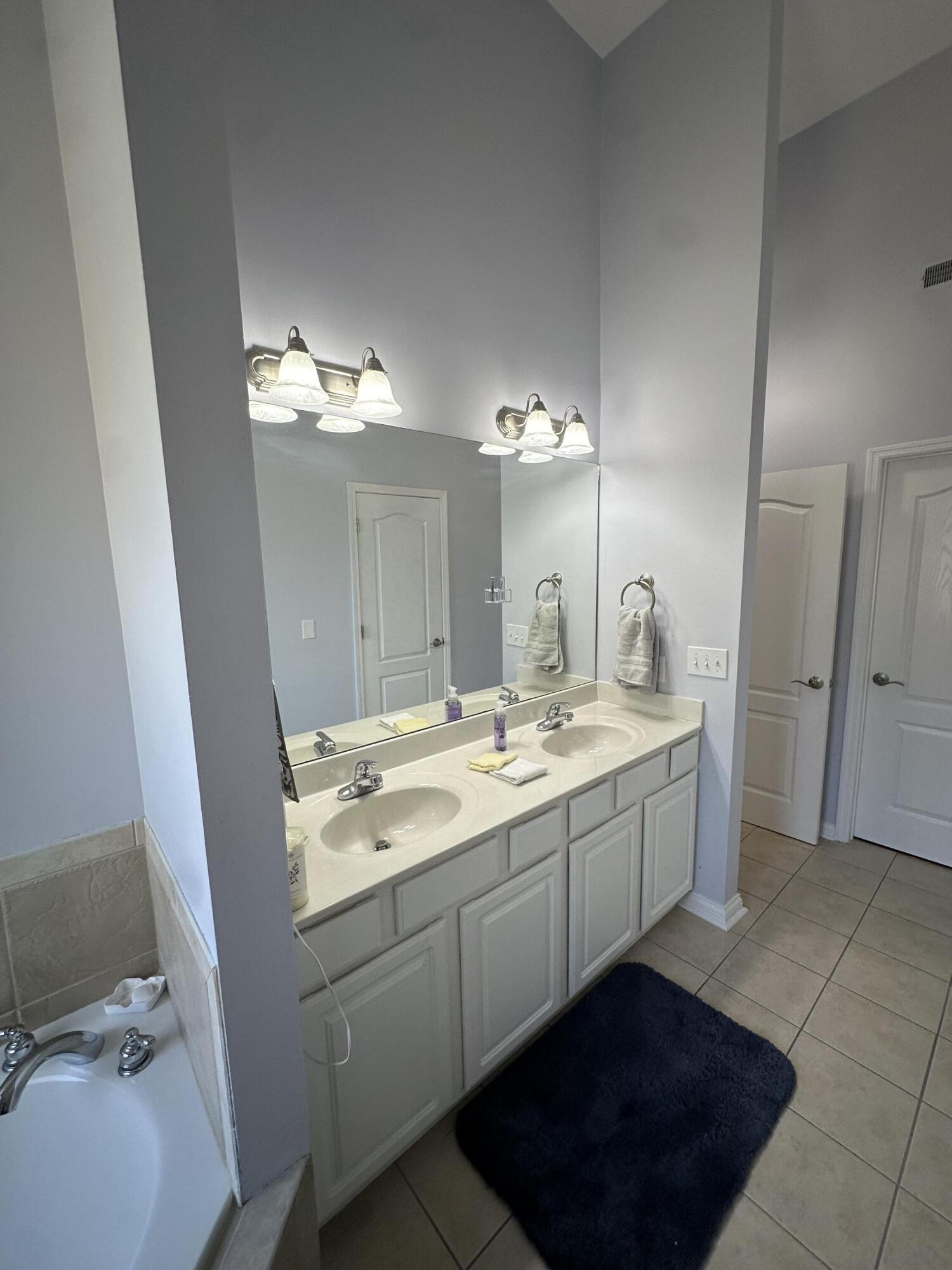 2436 Rockminster Road Lexington, KY 40509 - Photo 13 of 21 IMG_9646