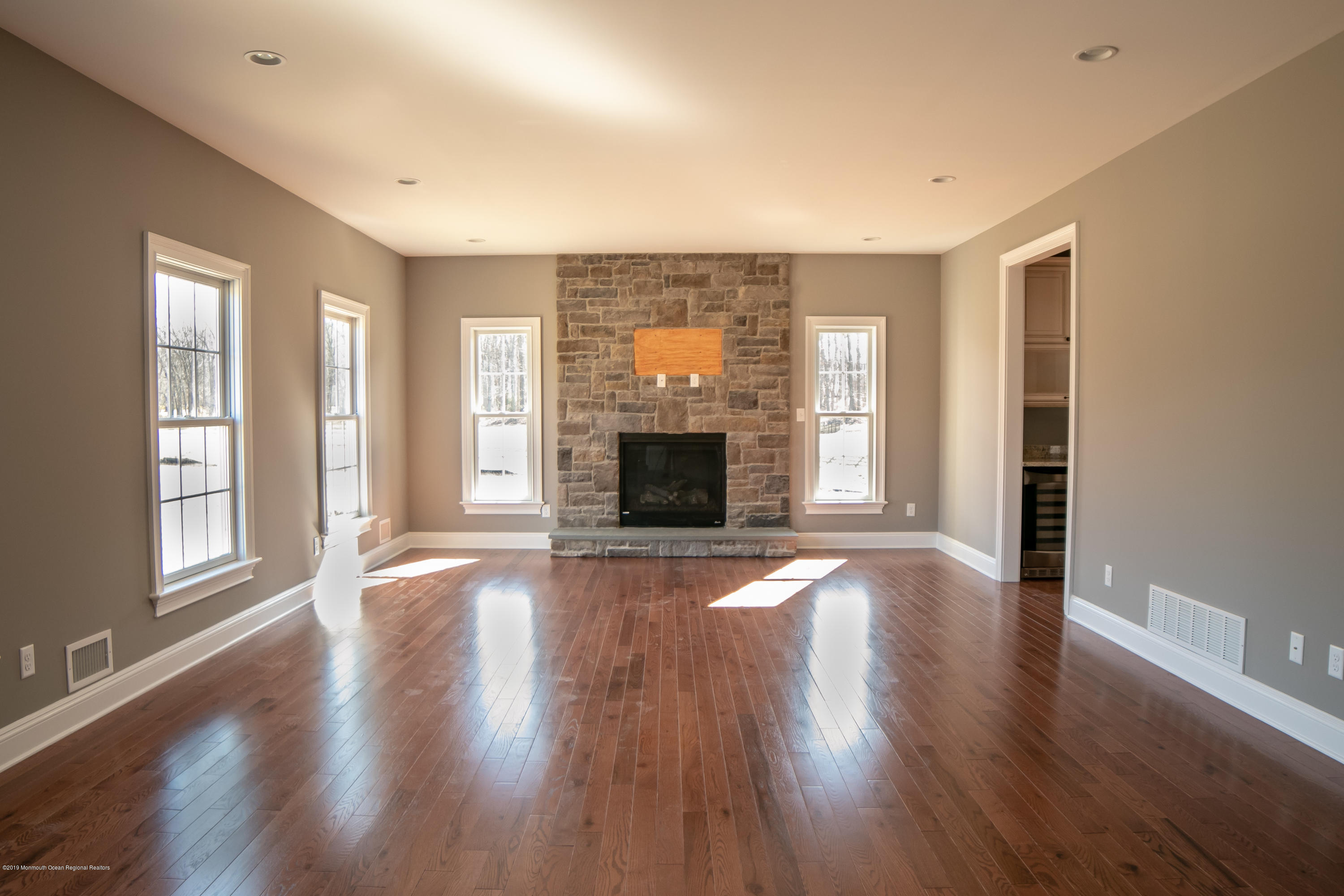 8 Princess Court Howell, NJ 07731 - Photo 11 of 30 Living Room