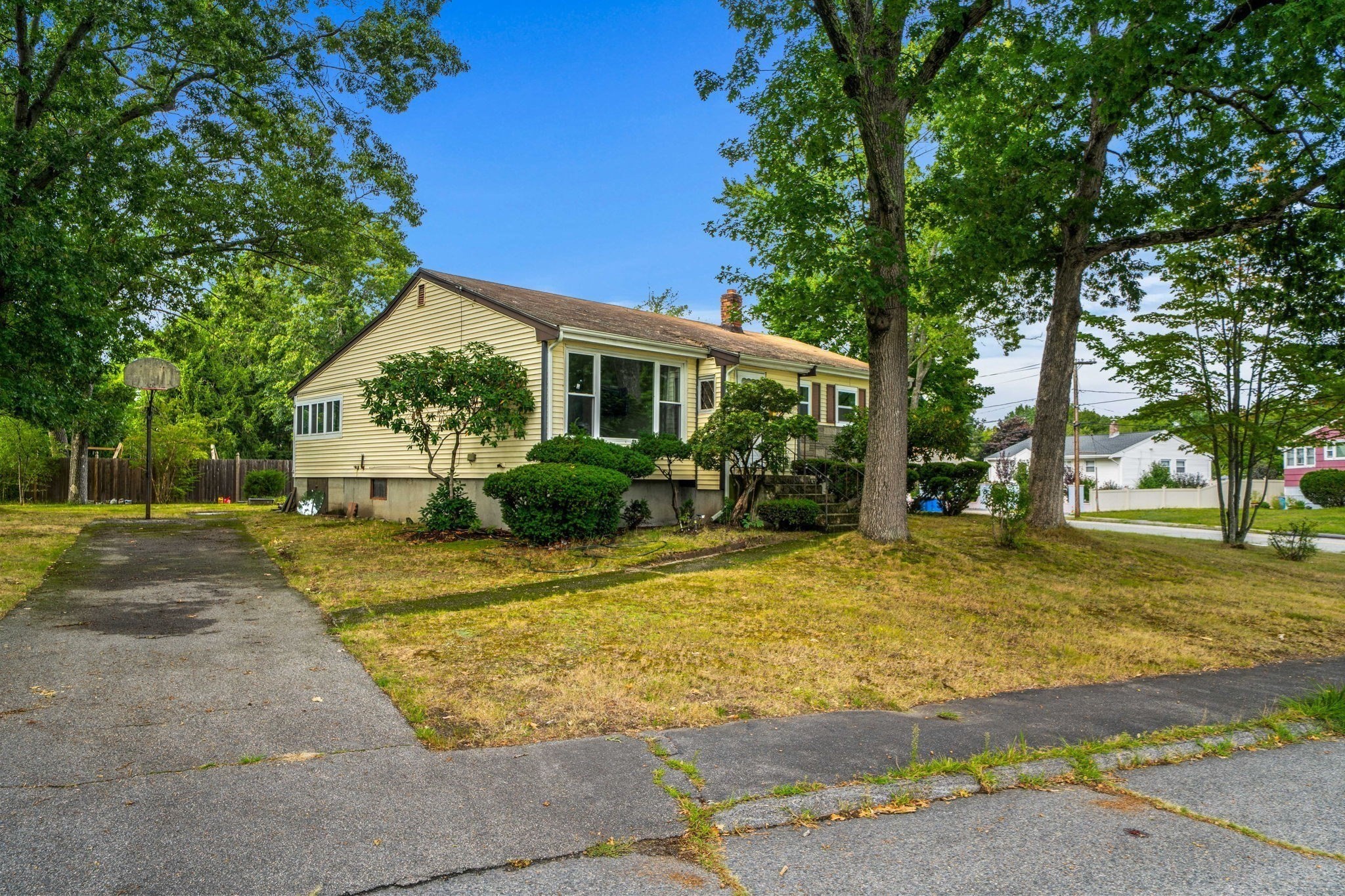 4 Niles Road Randolph, MA 02368 - Photo 2 of 42 Gallery Image 2