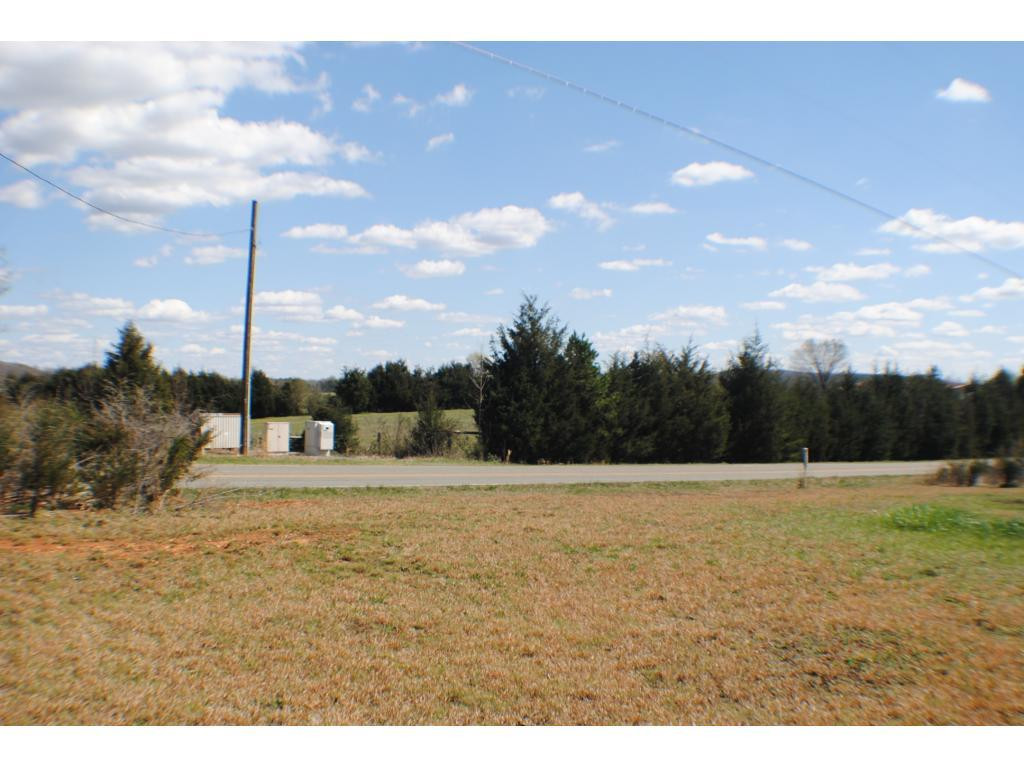 7010 Snow Camp Road Snow Camp, NC 27349 - Photo 9 of 22 Gallery Image 9