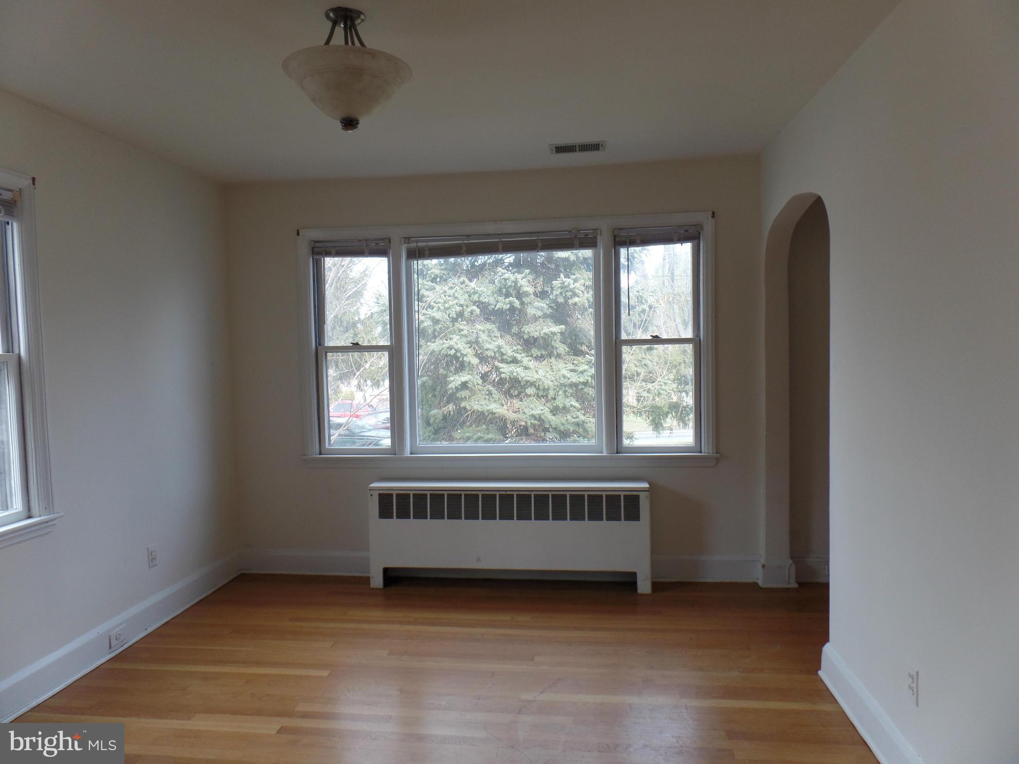 6407 Kenwood Avenue Rosedale, MD 21237 - Photo 3 of 17 Dining Room