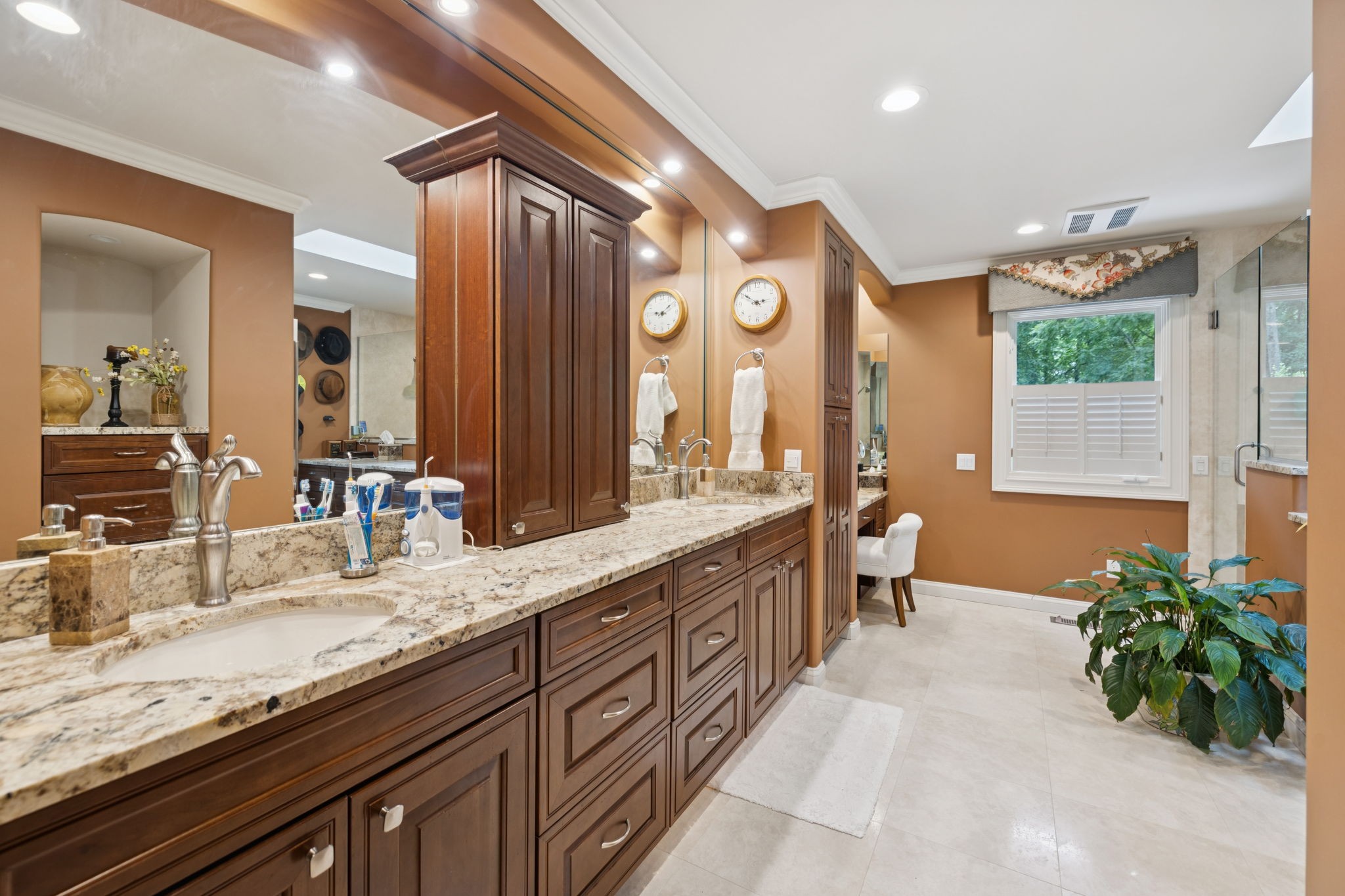 3225 Pinson School Road Greenbrier, TN 37073 - Photo 31 of 96 a spacious bathroom with a granite countertop sink mirror and a bath tub