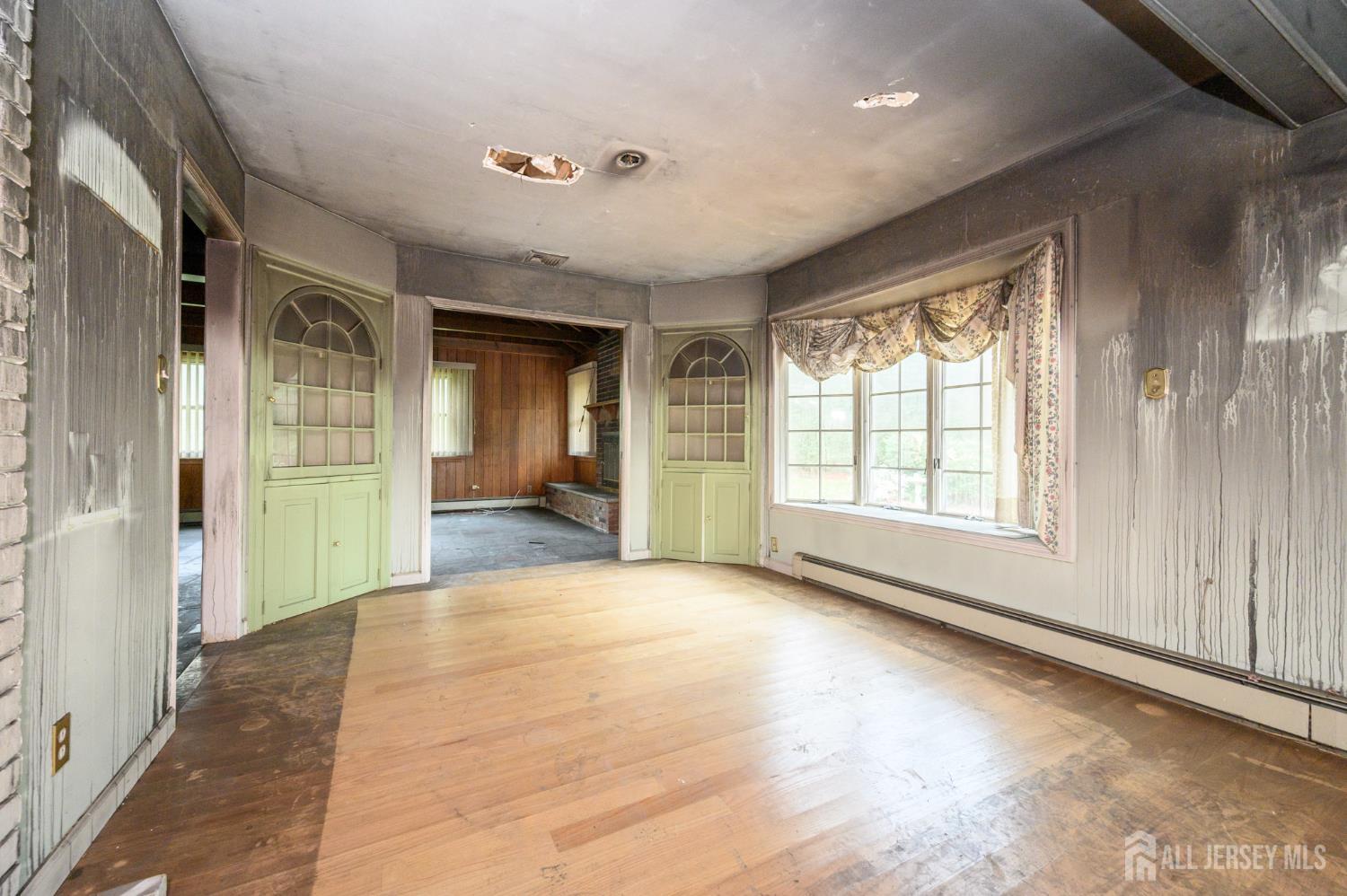 865 Norgate Drive Ridgewood, NJ 07450 - Photo 11 of 45