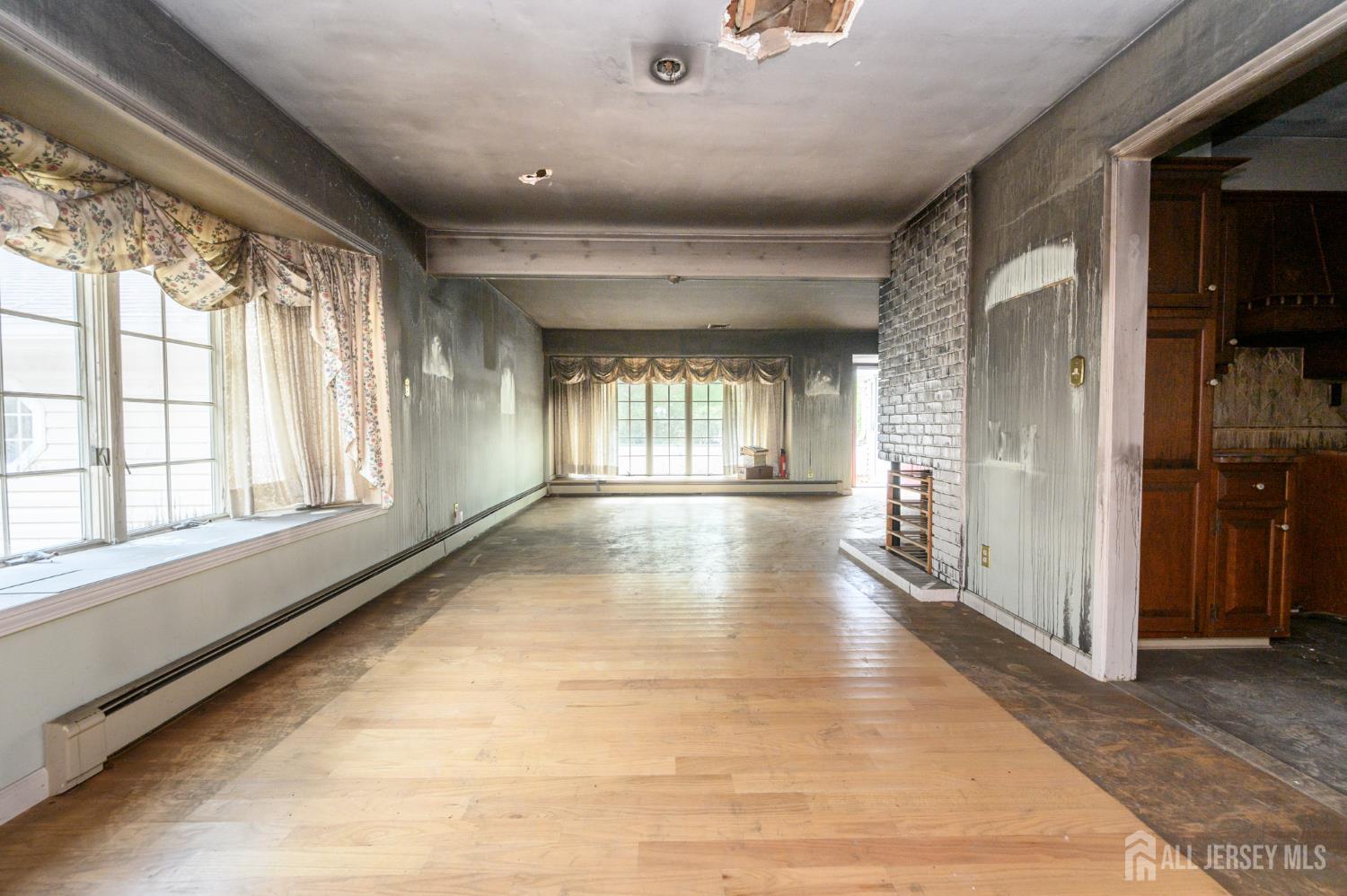 865 Norgate Drive Ridgewood, NJ 07450 - Photo 12 of 45