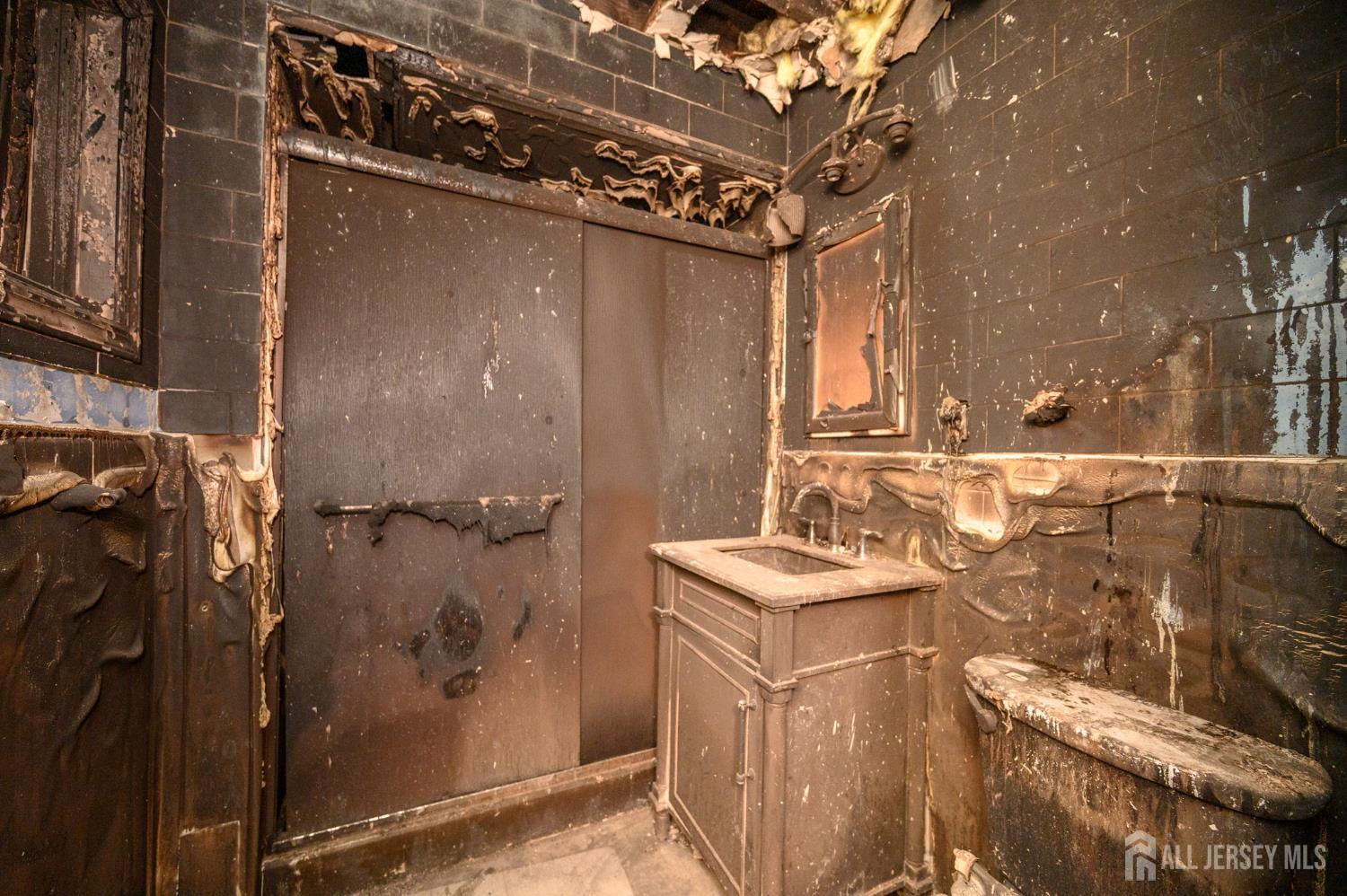 865 Norgate Drive Ridgewood, NJ 07450 - Photo 22 of 45