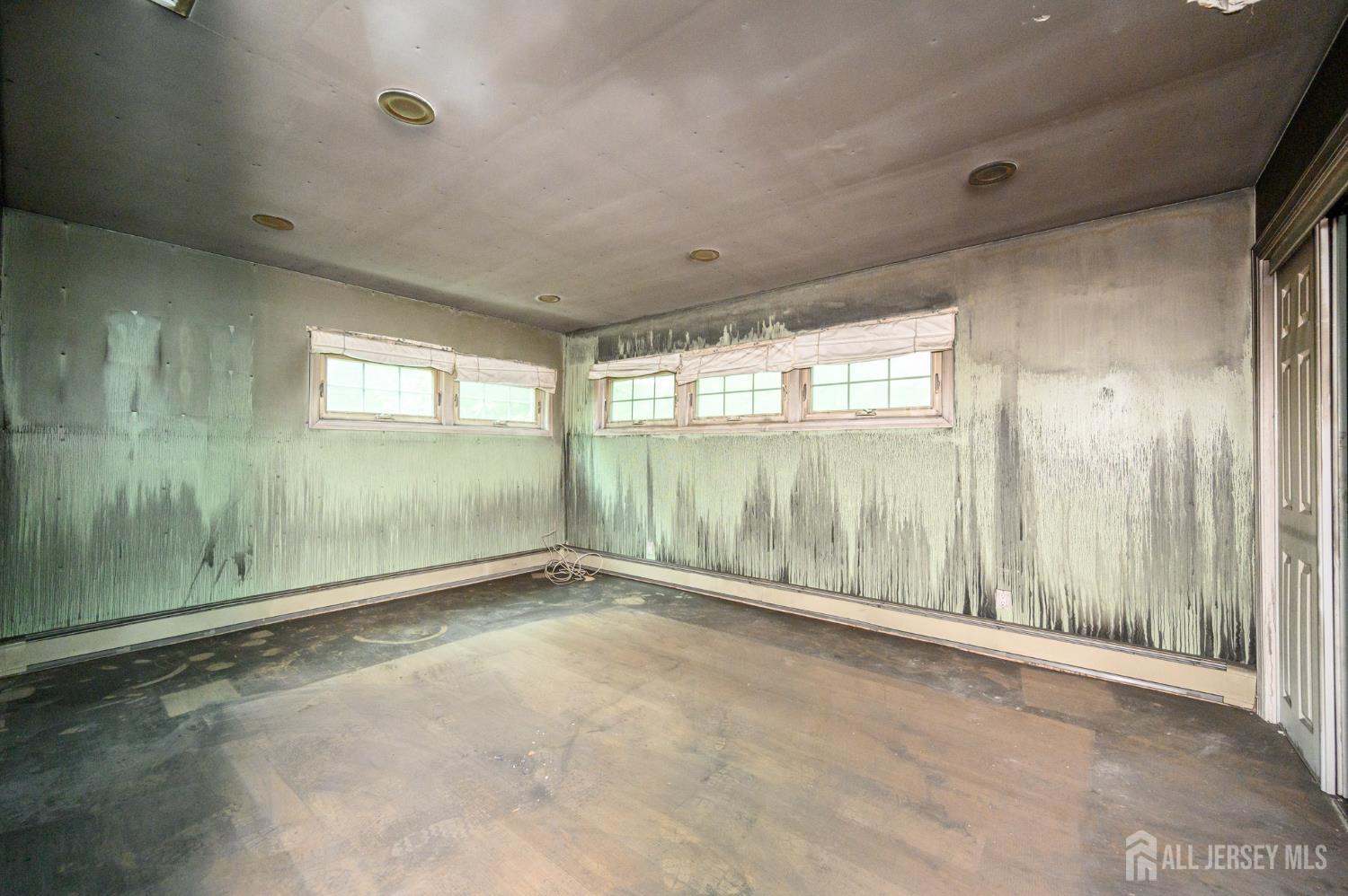 865 Norgate Drive Ridgewood, NJ 07450 - Photo 23 of 45