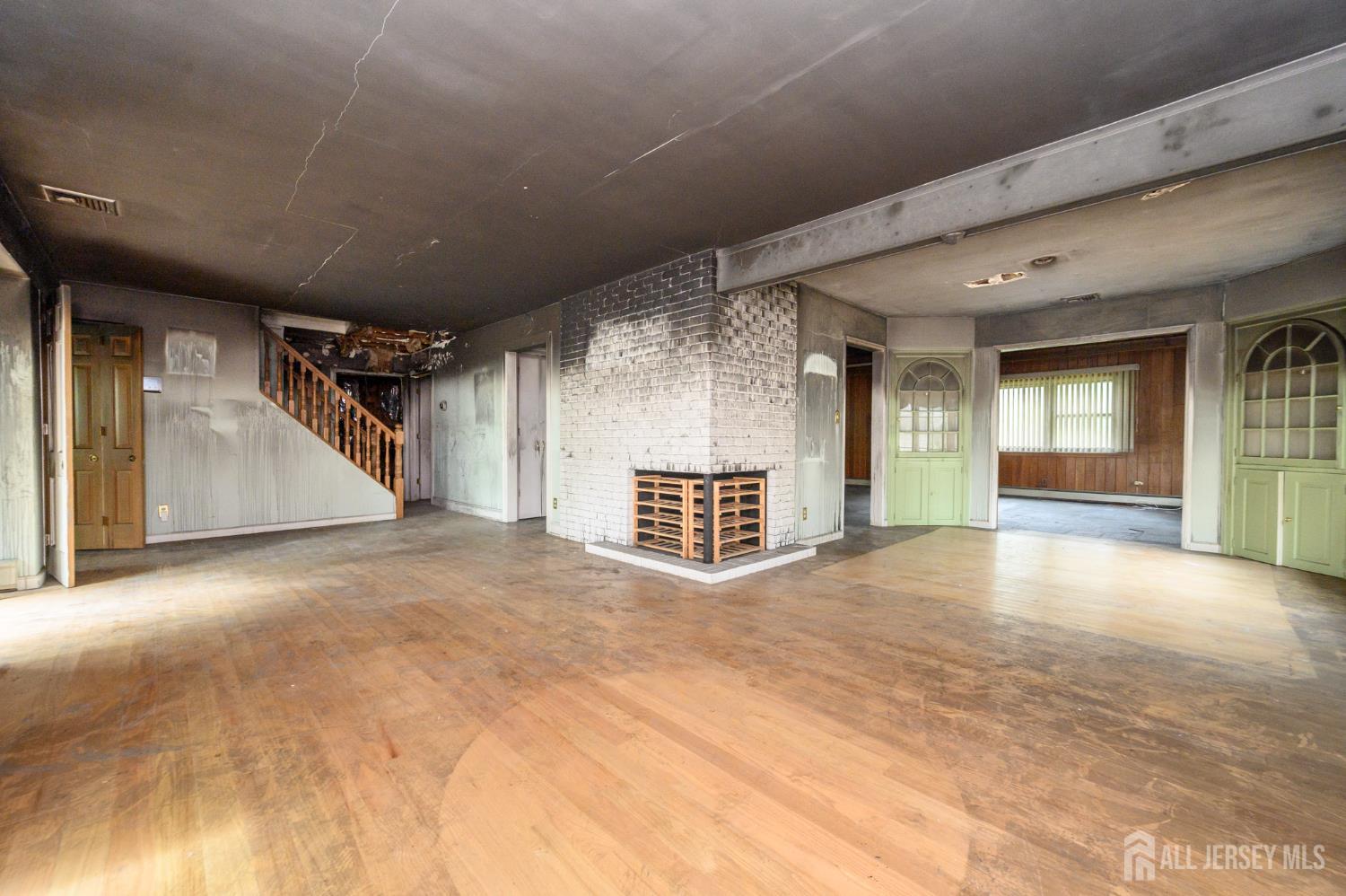 865 Norgate Drive Ridgewood, NJ 07450 - Photo 8 of 45