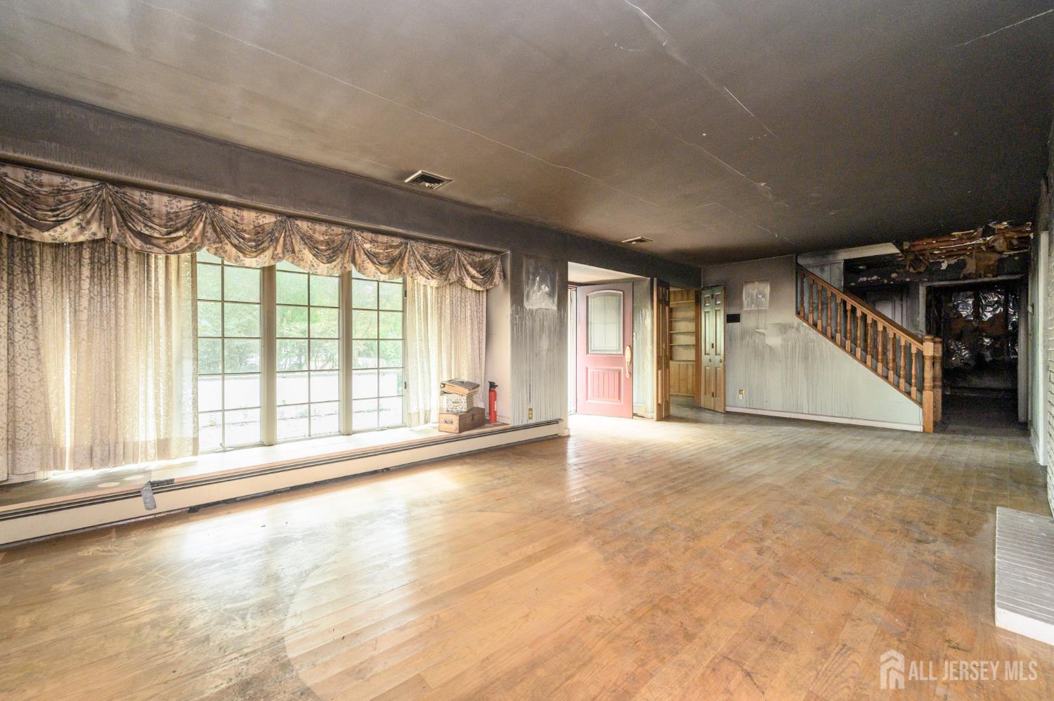 865 Norgate Drive Ridgewood, NJ 07450 - Photo 9 of 45