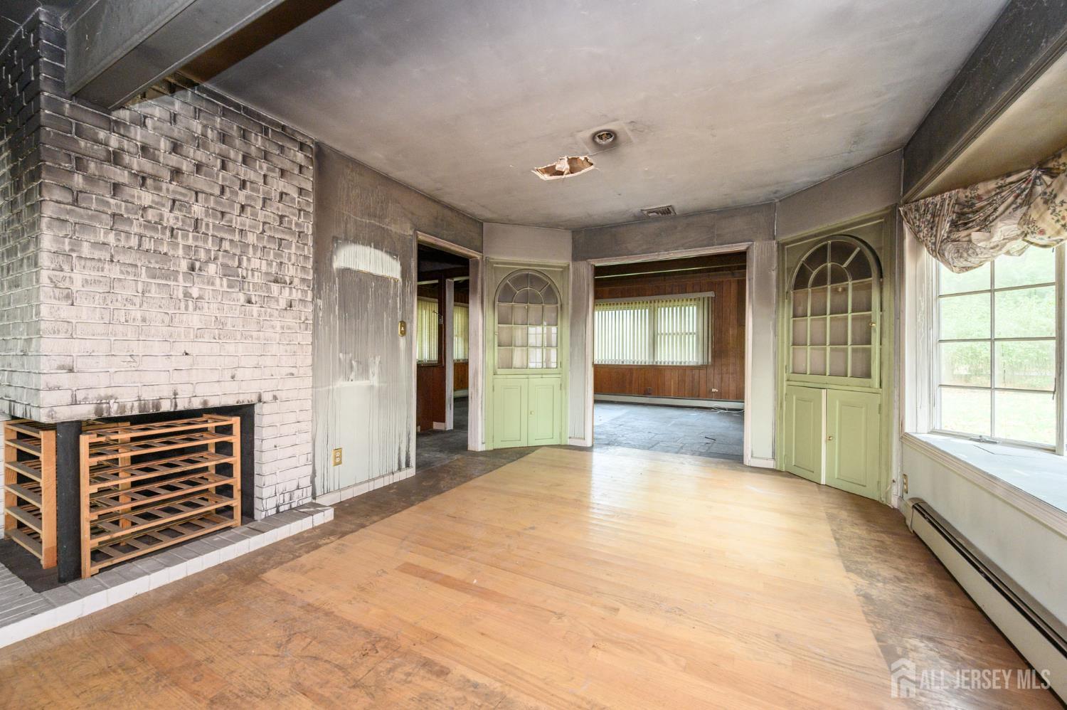 865 Norgate Drive Ridgewood, NJ 07450 - Photo 10 of 45