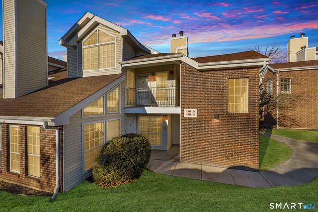 $169,000 | 118 Carriage Crossing Lane, Unit 118, Middletown, CT 06457