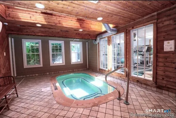 $169,000 | 118 Carriage Crossing Lane, Unit 118, Middletown, CT 06457