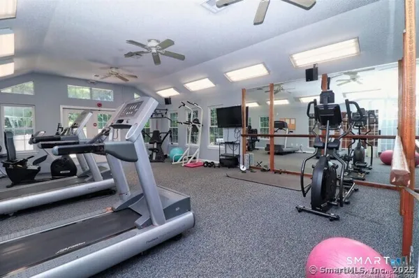 $169,000 | 118 Carriage Crossing Lane, Unit 118, Middletown, CT 06457