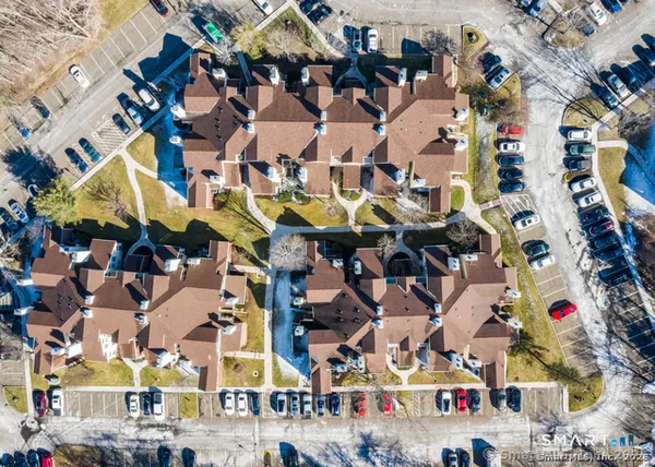 $169,000 | 118 Carriage Crossing Lane, Unit 118, Middletown, CT 06457