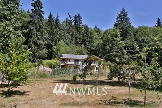 6659 Maxwelton Road Clinton, WA 98236 - Photo 1 of 1 Gallery Image 1