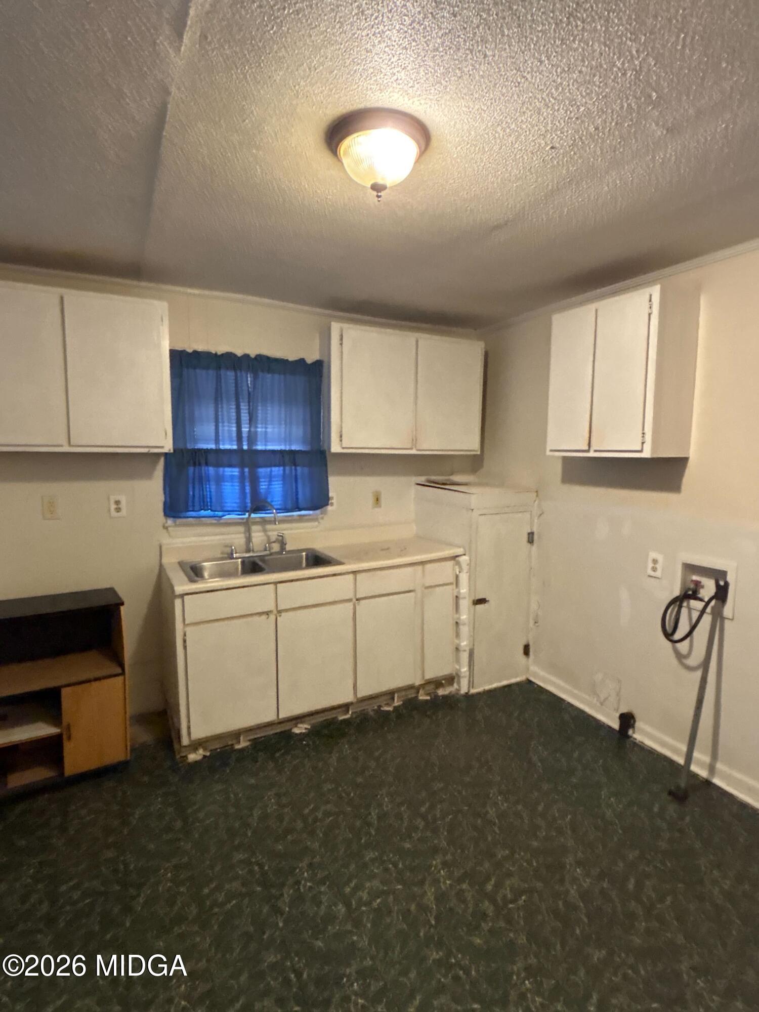 1861 Kitchens Road Macon, GA 31211 - Photo 4 of 13 IMG_6982