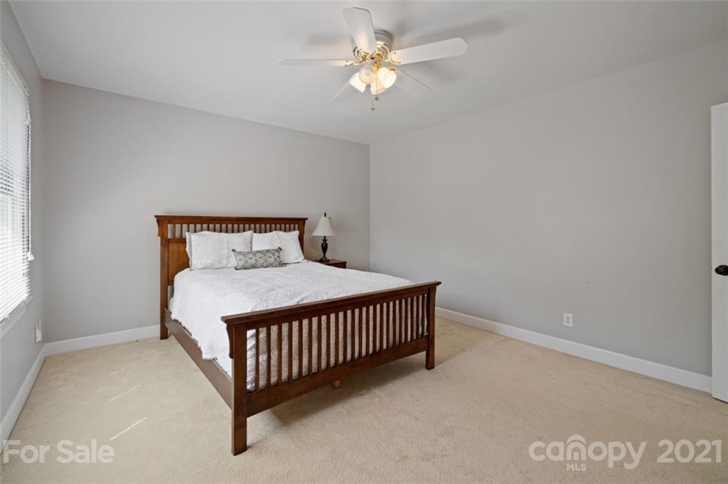 4301 Quail View Road Charlotte, NC 28226 - Photo 21 of 30 Gallery Image 21