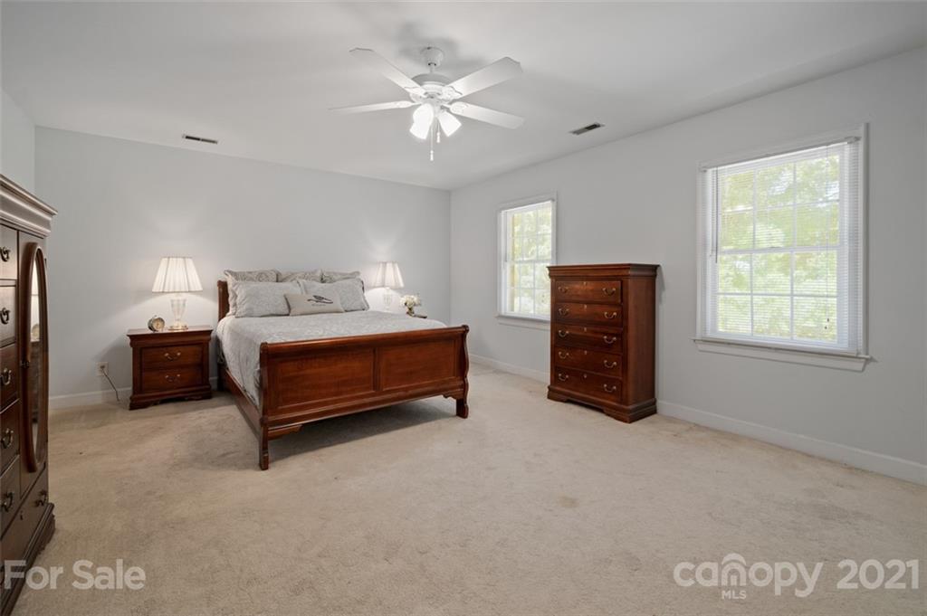 4301 Quail View Road Charlotte, NC 28226 - Photo 25 of 30 Gallery Image 25