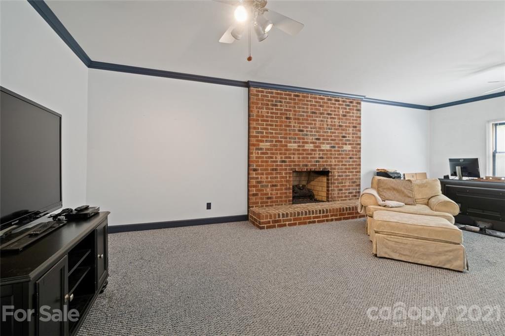4301 Quail View Road Charlotte, NC 28226 - Photo 27 of 30 Gallery Image 27