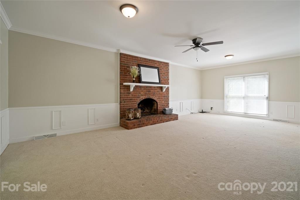4301 Quail View Road Charlotte, NC 28226 - Photo 8 of 30 Gallery Image 8