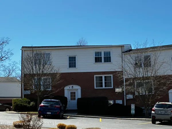 $235,000 | 9 Huguenot Street, Unit 6, New Paltz, NY 12561