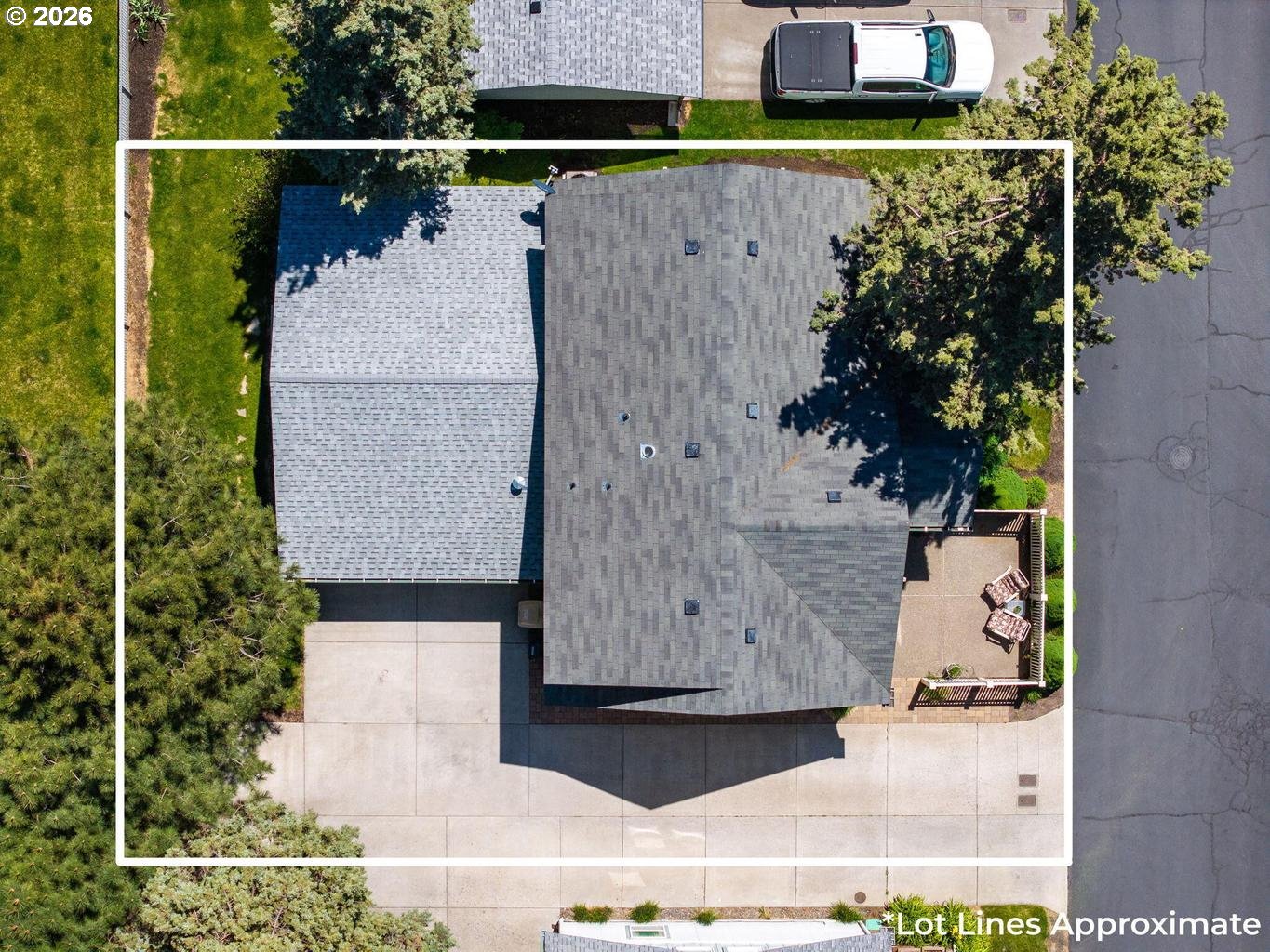 538 North Tam Rim Drive Sisters, OR 97759 - Photo 37 of 45 aerial view of a house with a garden