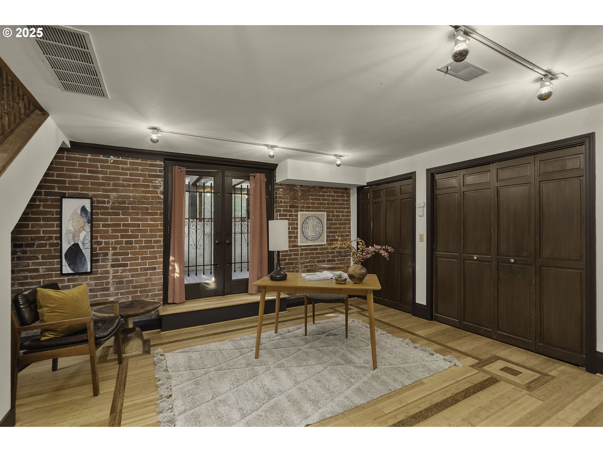 333 Northwest 20th Avenue, Unit 2 Portland, OR 97209 - Photo 15 of 28 a living room with furniture