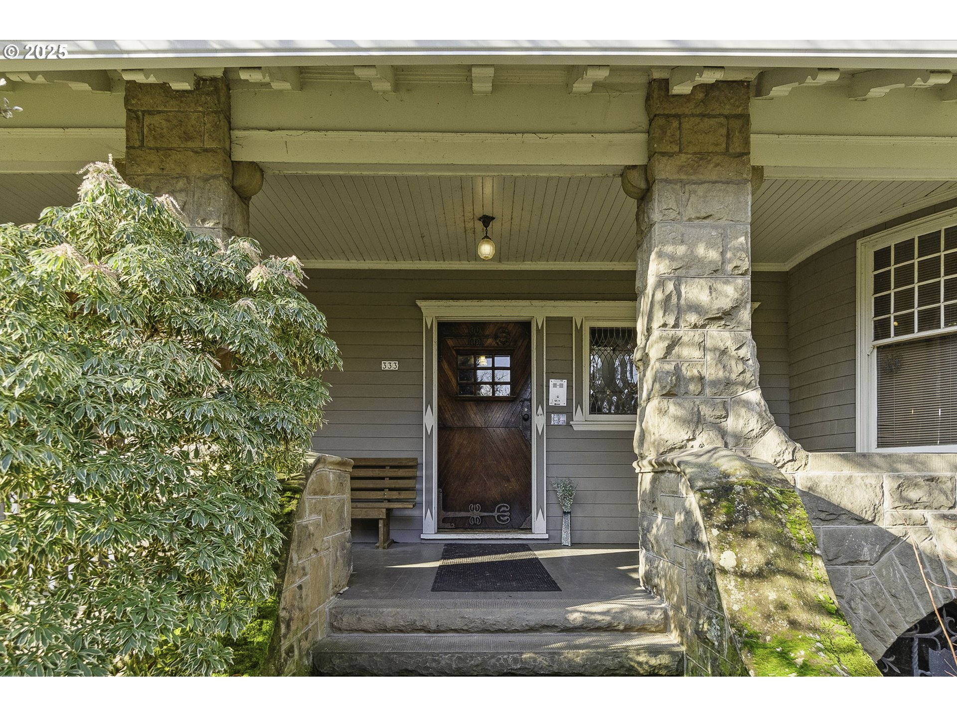 333 Northwest 20th Avenue, Unit 2 Portland, OR 97209 - Photo 25 of 28 a front view of a house