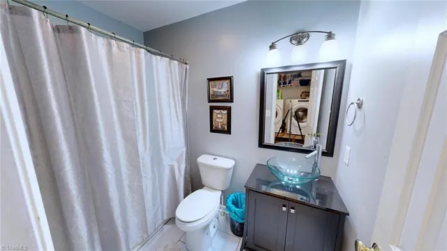 $270,000 | 2403 Regency Drive, Randleman, NC 27317