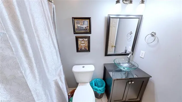 $270,000 | 2403 Regency Drive, Randleman, NC 27317