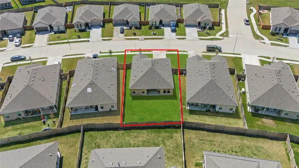$270,000 | 907 Heaven Drive, Beasley, TX 77417