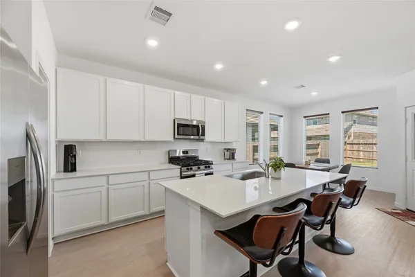 $270,000 | 907 Heaven Drive, Beasley, TX 77417