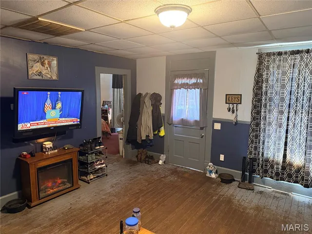 $44,500 | 202 College Street, Pleasant Hill, IL 62366