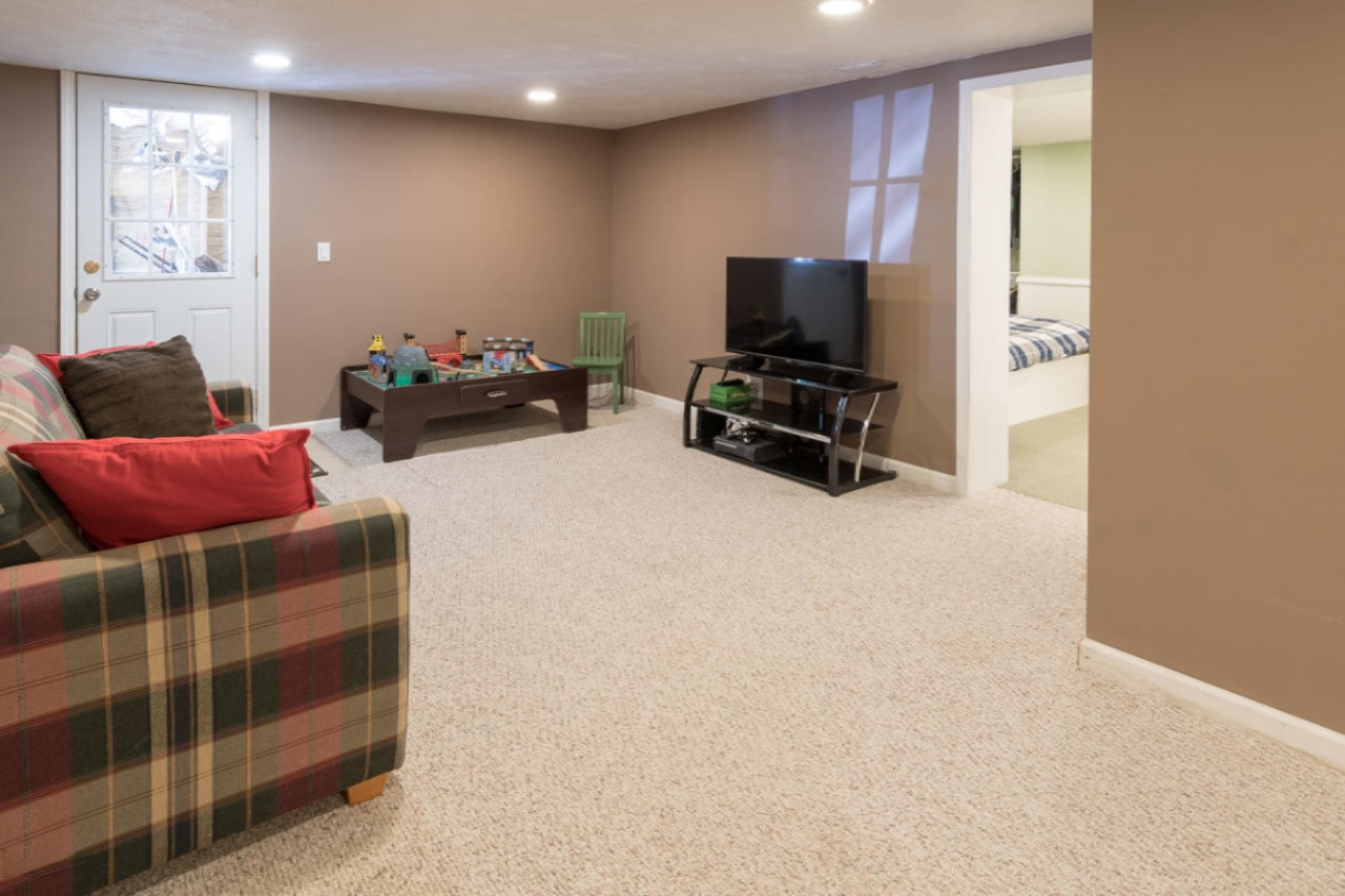 3311 Old Colony Road Kalamazoo, MI 49008 - Photo 20 of 28 Old Colony-20