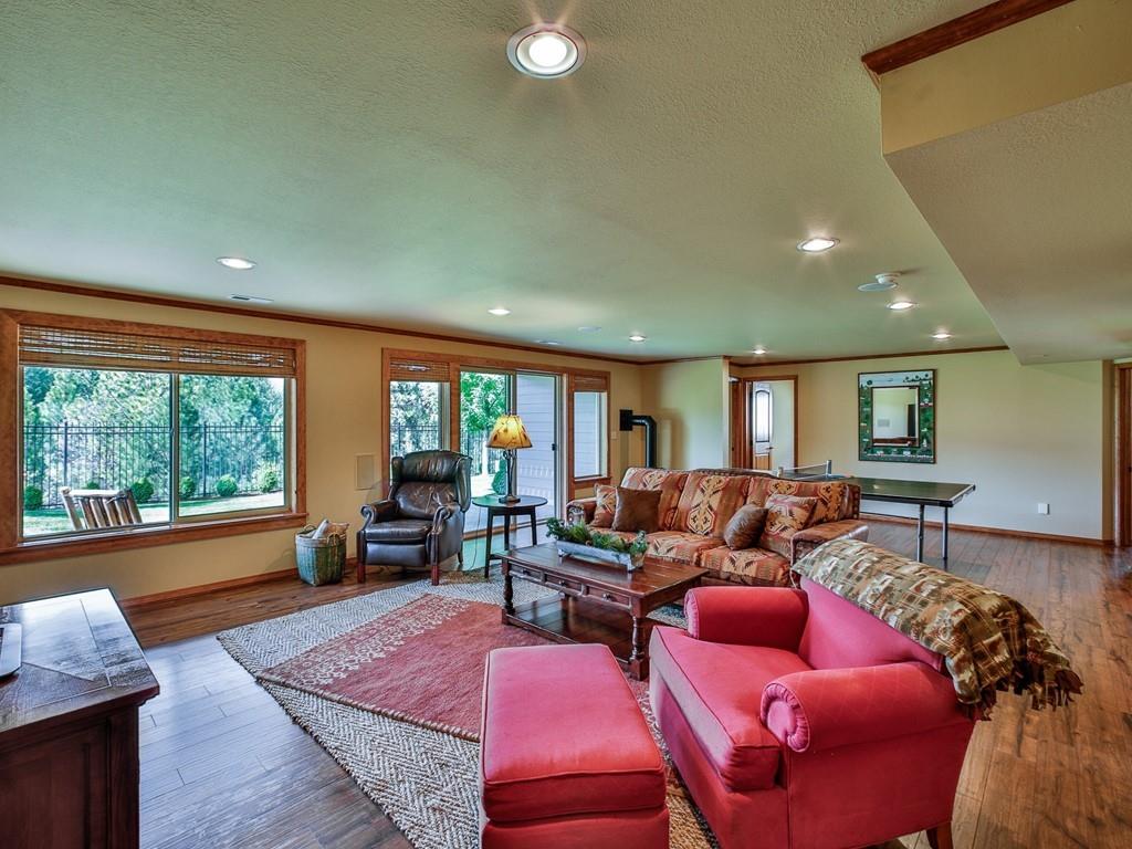 5506 South Bates Road Spokane Valley, WA 99206 - Photo 11 of 20 Gallery Image 11