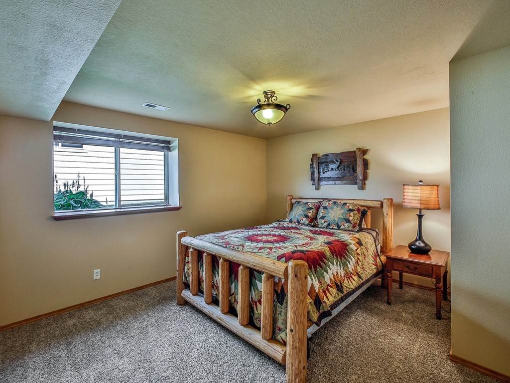 5506 South Bates Road Spokane Valley, WA 99206 - Photo 13 of 20 Gallery Image 13