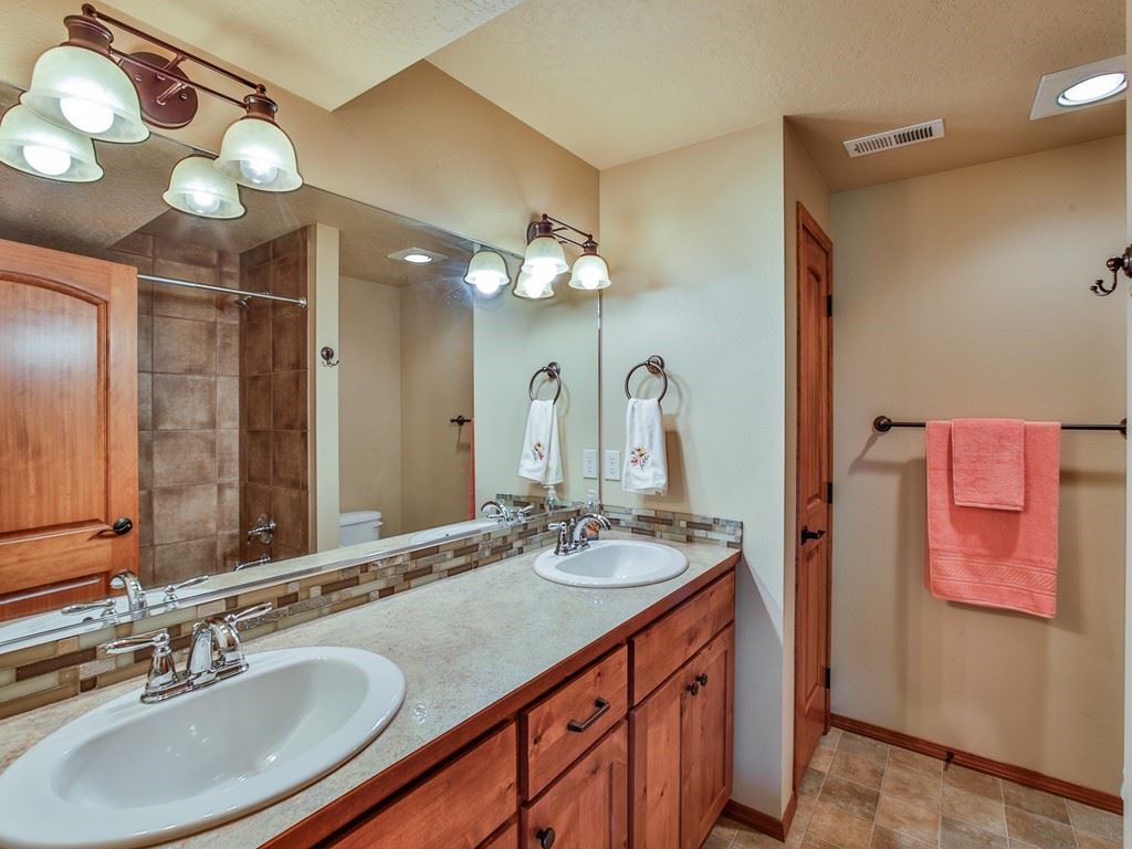 5506 South Bates Road Spokane Valley, WA 99206 - Photo 14 of 20 Gallery Image 14