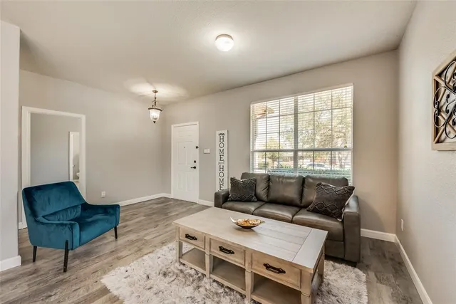 $3,995 | 2925 Clear Creek Drive, Rockwall, TX 75032