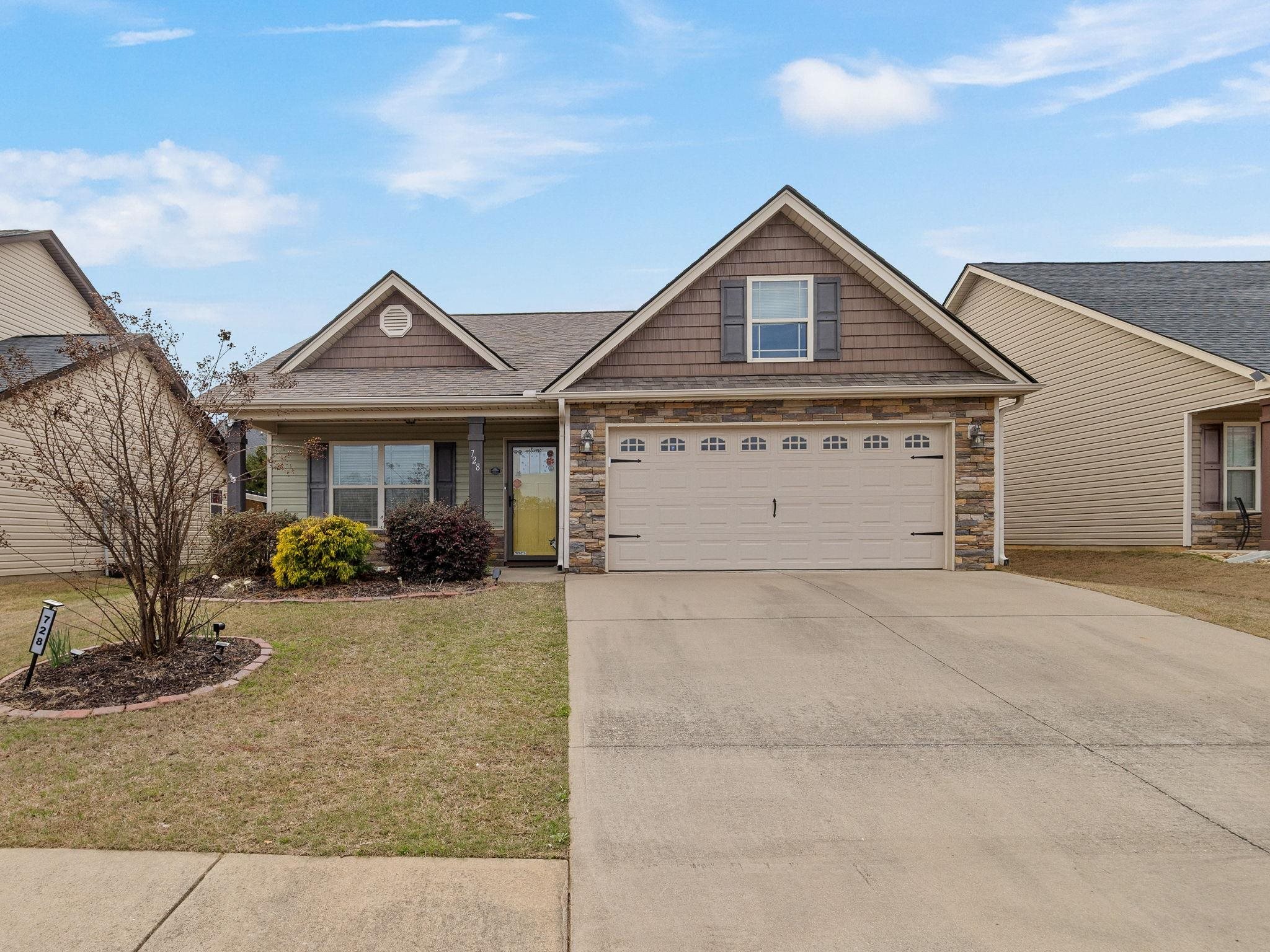 728 Cerons Street Moore, SC 29369 - Photo 1 of 31