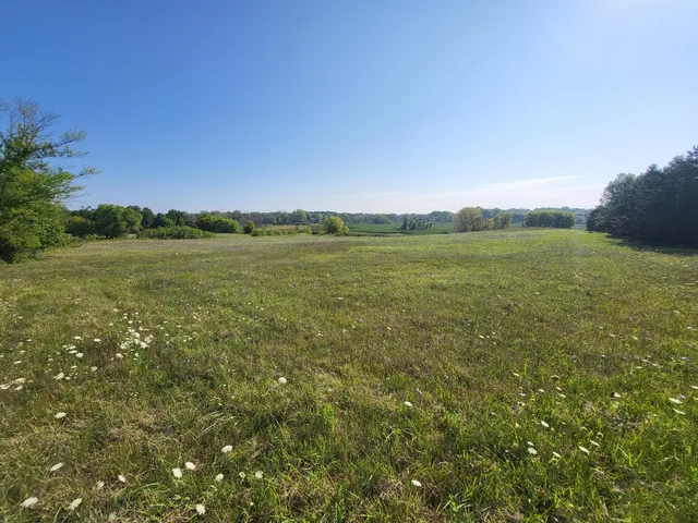 $999,900 | Lt0 Pilgrim Road, Brookfield, WI 53005