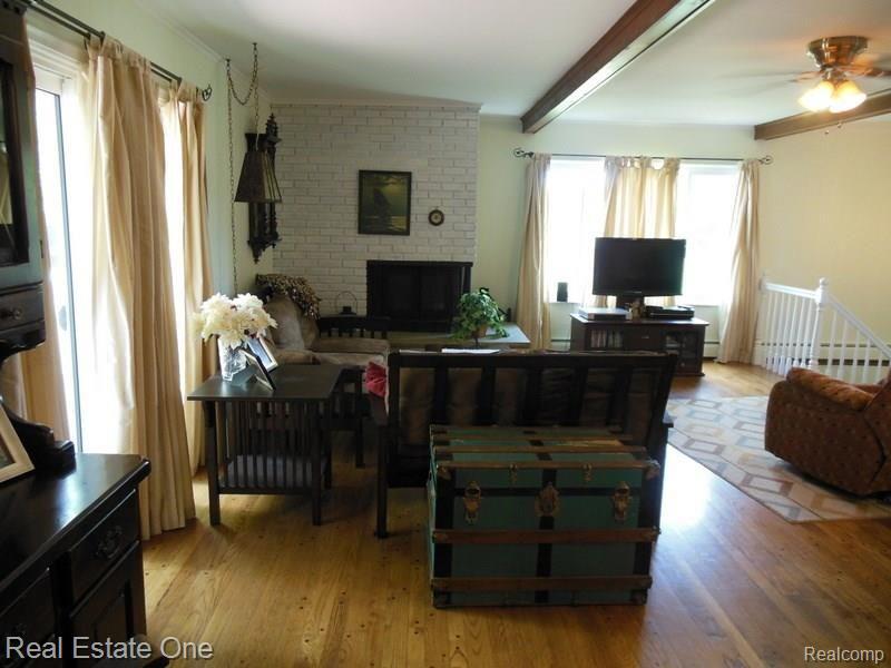 2320 Byron Road Howell, MI 48855 - Photo 24 of 47 DSCN3274.JPG